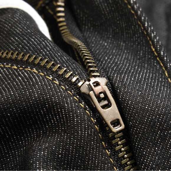 Evisu woMen's Artistic Denim Jeans - Picture 11 of 12